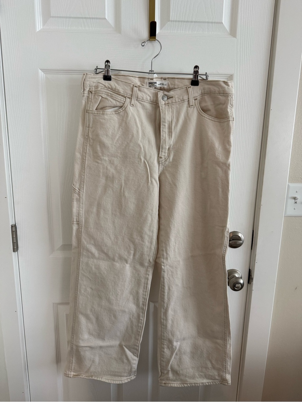 Signature by Levi Strauss Cream Wide-Leg Jeans
